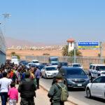découvrez la frontière de melilla, un point de passage entre le maroc et l'espagne, marqué par un contrôle ultra-strict. plongez dans les enjeux politiques, sociaux et humanitaires qui en découlent, et comprenez les défis auxquels les migrants et les autorités font face dans cette région particulière.